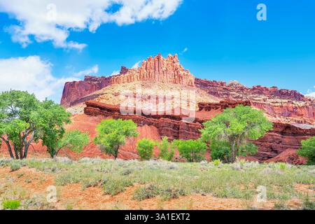The Castle Rock Formation, Capitol Reef National Park, Utah, USA, Nord America Foto Stock