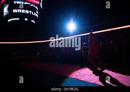 Tulsa, Oklahoma, Stati Uniti. 10 marzo 2025. WYATT HENDRICKSON di Oklahoma State esce per il suo 285 lb. finals match durante la sessione quattro dei Big 12 Wrestling Championships 2025 al BOK Center di Tulsa, Oklahoma. (Credit Image: © Daniel McGregor-Huyer/ZUMA Press Wire) SOLO PER USO EDITORIALE! Non per USO commerciale! Foto Stock