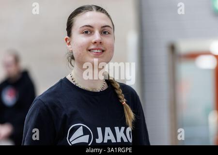 Erfurt, Germania. 8 marzo 2025. Sina Siebert (Schwarz-Weiss Erfurt, 7), 08.03.2025, Erfurt (Deutschland), pallavolo, 1) Bundesliga Frauen, Schwarz-Weiss Erfurt - Allianz MTV Stoccarda credito: dpa/Alamy Live News Foto Stock