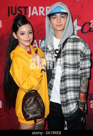 (FILE) Jenna Ortega dice che lavorare con Lady Gaga sulla seconda stagione di Netflix "mercoledì" è stato "il migliore". HOLLYWOOD, LOS ANGELES, CALIFORNIA, USA - OTTOBRE 27: L'attrice americana Jenna Ortega e l'attore americano Asher Angel arrivano al 7° Halloween Party annuale di Just Jared tenutosi ai Goya Studios il 27 ottobre 2018 a Hollywood, Los Angeles, California, Stati Uniti. (Foto di Xavier Collin/Image Press Agency) Foto Stock