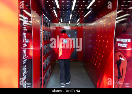 CIRCUITO INTERNAZIONALE DEL BAHRAIN, BAHRAIN - FEBBRAIO 26: Lewis Hamilton, Ferrari SF-25 dal Regno Unito durante i test del Bahrain al Bahrain International Circuit mercoledì 26 febbraio 2025 a Sakhir, Bahrain (foto di Michael Potts/BSR Agency) Foto Stock