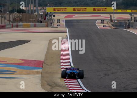 BAHRAIN INTERNATIONAL CIRCUIT, BAHRAIN - FEBBRAIO 27: Carlos Sainz, Williams Racing FW47 dalla Spagna durante i test del Bahrain International Circuit giovedì 27 febbraio 2025 a Sakhir, Bahrain (foto di Michael Potts/BSR Agency) Foto Stock