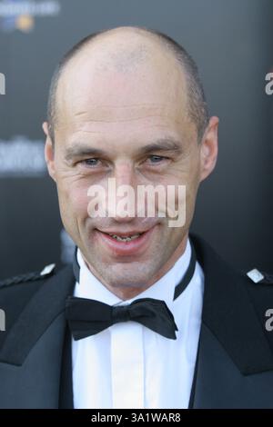 L'ex ciclista olimpico Graeme Obree, soggetto del film, alla prima del Flying Scotsman al Cineworld di Edimburgo. Il film ha segnato la serata di apertura dell'Edinburgh International Film Festival di quest'anno, che si svolge fino al 27 agosto e presenta film provenienti da tutto il mondo. Foto Stock