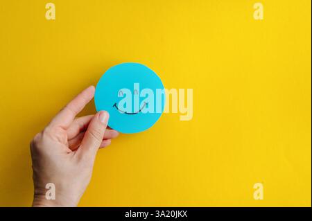 Questa immagine allegra trasmette positività e ottimismo. Foto di alta qualità Foto Stock