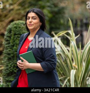 Londra, Regno Unito. 11 marzo 2025. Shabana Mahmood, Segretario della giustizia, arriva ad una riunione di gabinetto al 10 di Downing Street a Londra. Crediti: Ian Davidson/Alamy Live News Foto Stock
