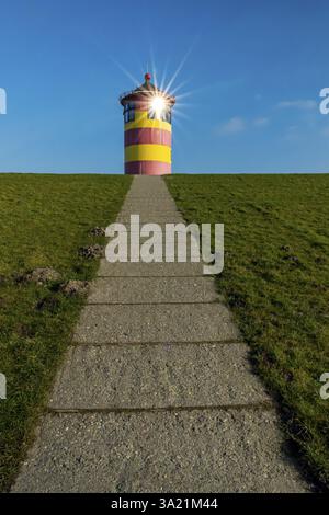 Faro di Pilsum nella Frisia orientale, Pilsum, bassa Sassonia, Germania, Europa Foto Stock