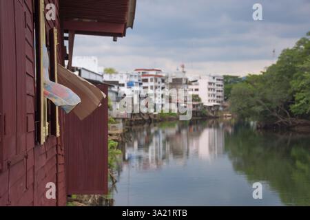 Chanthaburi, Tailandia - 6 maggio 2016: La città vecchia e il mercato di strada di chanthaboon sono punti di viaggio a chanthaburi. Foto Stock