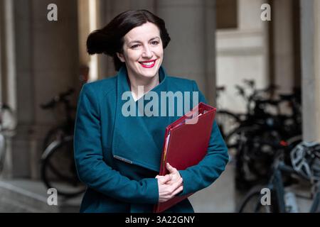 Londra, Inghilterra, Regno Unito. 11 marzo 2025. La segretaria DELL'educazione BRIDGET PHILLIPSON arriva a Downing Street per una riunione settimanale del Gabinetto. (Credit Image: © Thomas Krych/ZUMA Press Wire) SOLO PER USO EDITORIALE! Non per USO commerciale! Foto Stock