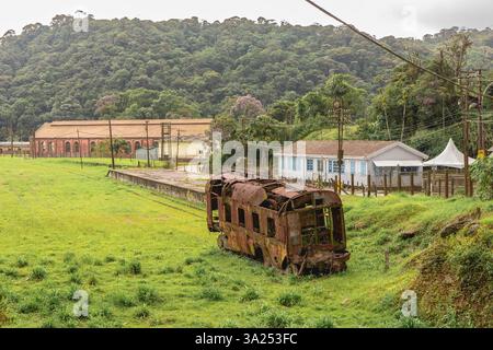 10 marzo 2025. Una stazione ferroviaria britannica abbandonata, a Santo Andre SP Brasile. Foto Stock
