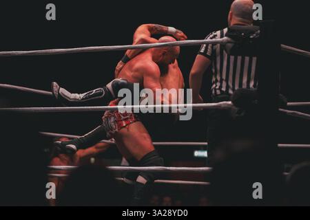 Burning Heart Pro Wrestling al Liverpool Olympia, 08.03.25 Foto Stock