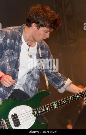 I Vamps si esibiscono al Blackpool Illuminations Switch di Blackpool Lancashire, Regno Unito Foto Stock