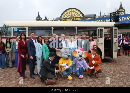 Rust, Deutschland 13. März 2025: Jubiläums-Pressekonferenz 50 Jahre Europapark Rust - 2025 Im Bild: Die Betreiberfamilie Mack des Europapark Rust bei der Jubiläums-Pressekonferenz 50 Jahre Europapark Rust 2025 Europa Park Baden Württemberg *** Rust, Germania 13 marzo 2025 Conferenza stampa anniversario 50 anni di Europapark Rust 2025 foto la famiglia Mack, operatori di Europapark Europapark Rust, Europapark Europa Württemberg 2025 anni di Europapark Rust 50 anni di Europapark Rust Foto Stock