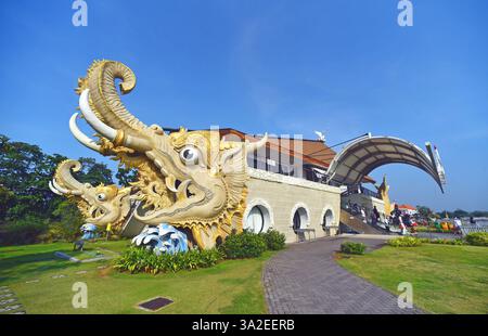 Il terminal dei traghetti per Nusa Penida e le isole Gili, Indonesia, Bali, Sanur Foto Stock