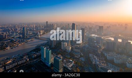 Sanjiangkou Urban Environment, Ningbo, provincia di Zhejiang, Cina Foto Stock