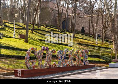 Gülhane Schriftzug Bunter Gülhane Schriftzug im Gülhane-Park di Istanbul, Türkei colorate scritte Gülhane al Parco Gülhane di Istanbul, Turchia *** G. Foto Stock
