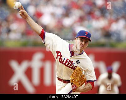 14 giugno 2014 - Philadelphia, PA, USA - David Buchanan dei Philadelphia Phllies lancia nel terzo inning di una vittoria per 7-4 contro i Chicago Cubs sabato 14 giugno 2014 al Citizens Bank Park di Philadelphia. (Immagine di credito: © Ron Cortes/MCT/ZUMAPRESS.com) Foto Stock