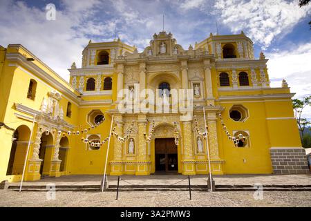 L'Iglesia De la Merced nella città di Antigua, Guatemala Foto Stock
