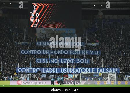 Roma, Lazio. 13 marzo 2025. Tifosi laziali durante il turno di Europa League 16 2 ^ tappa tra Lazio e Viktoria Plzen allo stadio Olimpico, Italia, 13 marzo 2025. Crediti: massimo insabato/Alamy Live News Foto Stock