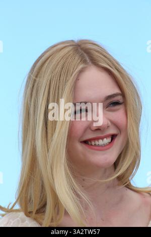 Elle FANNING alla photocall 'The Neon Demon' durante il 69° Festival Internazionale del Cinema di Cannes il 16 maggio 2016.CAP/GOL ©GOL/Capital Pictures Foto Stock