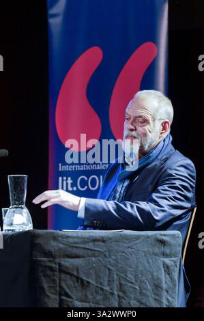 Jan-Gregor Kremp bei der Lit. Colonia 2025 Veranstaltung Twist - Über eine Eskalation auf Hoher SEE a Kulturkirche. Köln, 13.03.2025 *** Jan Gregor Kremp all'evento LIT Cologne 2025 Twist Über eine Eskalation auf Hoher SEE in Kulturkirche Köln, 13 03 2025 foto:XR.xSchmiegeltx/xFuturexImagex twist 5315 Foto Stock