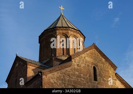 Chiesa dell'assunzione della Vergine Maria Metekhi a Tbilisi, Georgia Foto Stock