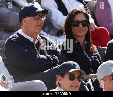 Indian Wells, California, Stati Uniti. 13 marzo 2025. Bill Gates e Melinda Gates visti al BNP Paribas Open 2025 all'Indian Wells Tennis Garden il 13 marzo 2025 a Indian Wells, California. Credito: Hoo me. COM/Media Punch/Alamy Live News Foto Stock
