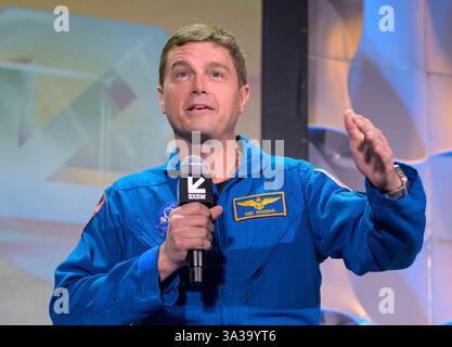 Austin, Stati Uniti. 7 marzo 2025. L'astronauta della NASA e il comandante della missione Artemis II Reid Wiseman discutono della missione orbitale lunare prevista per il 2026, durante il SXSW, 7 marzo 2025, ad Austin, Texas. Wiseman lancerà con i compagni di equipaggio gli astronauti della NASA Victor Glover, Christina Koch e l'astronauta CSA Jeremy Hansen. Crediti: Bill Ingalls/NASA/Alamy Live News Foto Stock