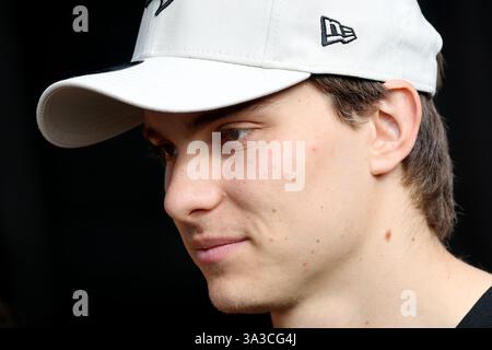 Melbourne, Australia. 15 marzo 2025. Oscar Piastri (AUS) McLaren. 15.03.2025. Formula 1 World Championship, Rd 1, Australian Grand Prix, Albert Park, Melbourne, Australia, giornata delle qualificazioni. Il credito fotografico dovrebbe essere: XPB/Alamy Live News. Foto Stock