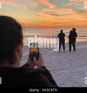 Tramonto sull'isola Anna Maria, Florida, Stati Uniti Foto Stock