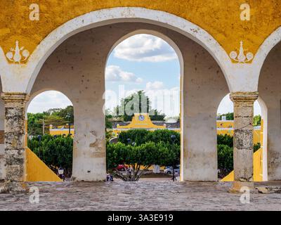 Convento di San Antonio de Padova, Izamal, Stato dello Yucatan, Messico Foto Stock