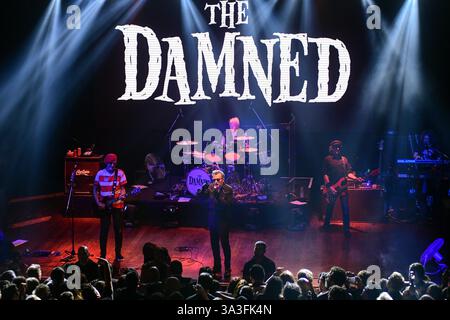 Buenos Aires (15 marzo 2025). Le leggende del punk rock The Damned, suonano dal vivo a El Teatro Flores, Argentina. Crediti: Mariano Garcia/Alamy Live News Foto Stock