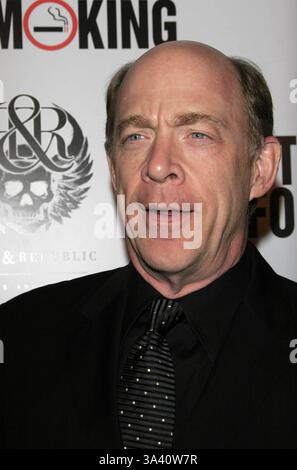 Mar 16, 2006 - West Hollywood, CALIFORNIA, STATI UNITI D'AMERICA - JK SIMMONS -.GRAZIE PER FUMATORI - PREMIERE -.Directors Guild of America, West Hollywood, California - .16-03-2006 -. NINA PROMMER/ 2006.K47176NP.(Immagine di credito: © Globo foto/ZUMAPRESS.com) Foto Stock