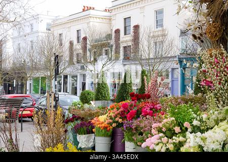 Fiori in vendita a Westbourne Grove, Notting Hill, Londra Foto Stock