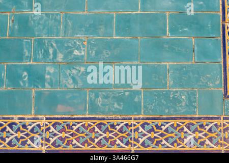 Raditional Ottoman Ceramic Tile background , Arte Islamica , motivi geometrici. Foto di alta qualità Foto Stock