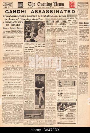 1948 Evening News (Londra) in prima pagina, che riporta l'assassinio di Mahatma Gandhi e dell'incidente aereo Tudor IV Star Tiger in rotta verso le Bermuda Foto Stock