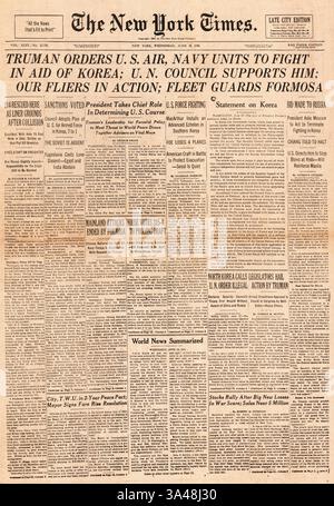 1950 prima pagina del New York Times che riporta lo scoppio della guerra di Corea Foto Stock