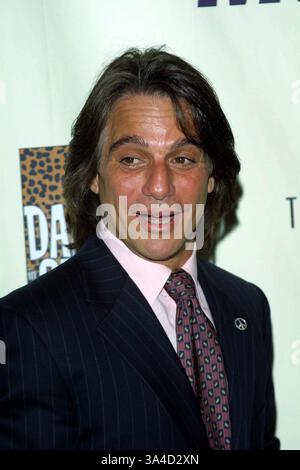 9 MAGGIO 2003 - CENTURY CITY, CALIFORNIA - K30462TR. LA DECIMA CORSA ANNUALE PER CANCELLARE MS. HOTEL CENTURY PLAZA, Century City, CA..05/11/2003. TOM RODRIGUEZ / 2003.TONY DANZA (immagine di credito: © Globe Photos/ZUMAPRESS.com) Foto Stock