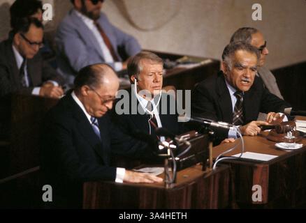 12 marzo 1979; Gerusalemme, ISRAELE; il primo ministro israeliano MEACHEM BEGIN e il presidente degli Stati Uniti JIMMY CARTER. Foto Stock