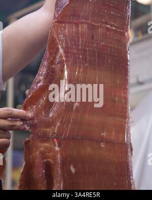 Manzo jerky barbacoa è il piatto tradizionale di Atlixco nella regione di Puebla in Messico. Foto Stock