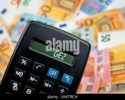 "Calcolatrice con la parola "GEZ" sul display. Foto Stock