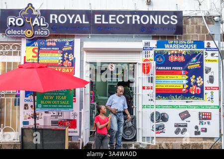 Basseterre St. Saint Kitts and Nevis, Fort Street, Royal Electronics, negozio di elettronica, rivenditore di tecnologie, elettronica di consumo, negozio di elettrodomestici, gadget per la casa, au Foto Stock