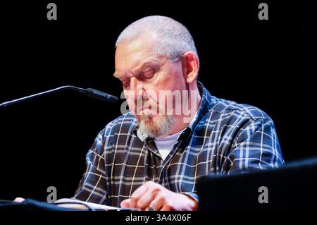 Dietmar Bär bei der lit. Colonia 2025 Veranstaltung Untertage - um die ganze Welt in der Stadthalle . Köln, 19.03.2025 *** Dietmar Bär all'evento LIT Cologne 2025 Underground Around the Whole World nella Stadthalle di Colonia, 19 03 2025 foto:XR.xSchmiegeltx/xFuturexImagex untertage 5323 Foto Stock