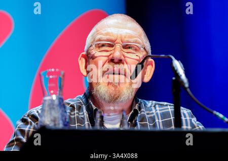 Dietmar Bär bei der lit. Colonia 2025 Veranstaltung Untertage - um die ganze Welt in der Stadthalle . Köln, 19.03.2025 *** Dietmar Bär all'evento LIT Cologne 2025 Underground Around the Whole World nella Stadthalle di Colonia, 19 03 2025 foto:XR.xSchmiegeltx/xFuturexImagex untertage 5339 Foto Stock