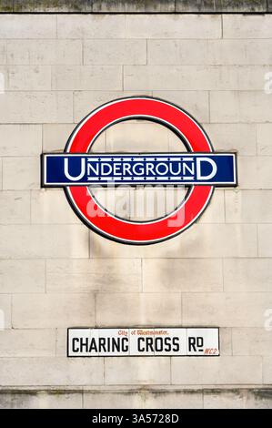 Londra, Regno Unito. Stazione della metropolitana di Leicester Square Foto Stock