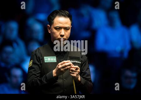 21 marzo 2025; Telford International Centre, Telford, Inghilterra: 2025 The Players Championship, giorno 5; Xiao Guodong Foto Stock