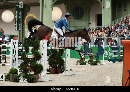 Christian AHLMANN di Germania con D'aganix 2000 Z durante il Prix Hermès Sellier al Saut Hermès il 21 marzo 2025, Parigi, Francia (foto di Maxime David - MXIMD Pictures) Foto Stock