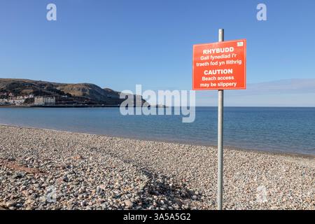 Cartello segnaletico sulla North Shore a Llandudno, Galles del Nord Foto Stock