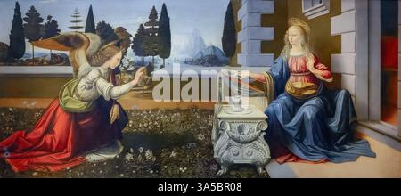 Leonardo da Vinci, l'Annunciazione, 1472, olio su tavola, Galleria degli Uffizi, Firenze, Italia Foto Stock
