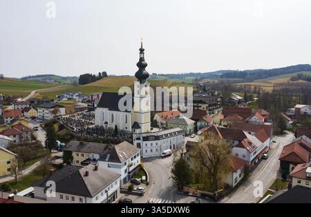 Fotografia di droni, fotografia di luoghi, Waldzell, Innviertel alta Austria, Austria, Europa Foto Stock