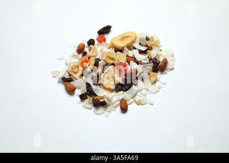 mescolare frutta secca, fiocchi di cocco e noci Foto Stock